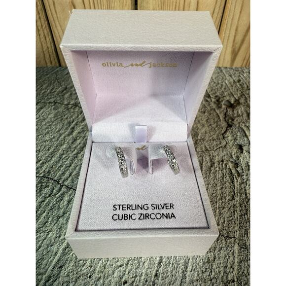 NIB Olivia And Jackson Sterling Silver Cubic Zirconia Hoop Huggie Earrings - Picture 1 of 8